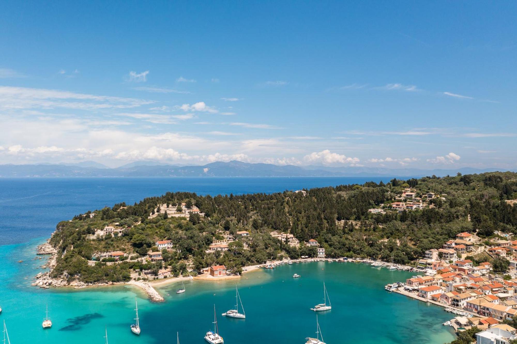 Agaloula Centrally Located Apartments, Lakka Экстерьер фото