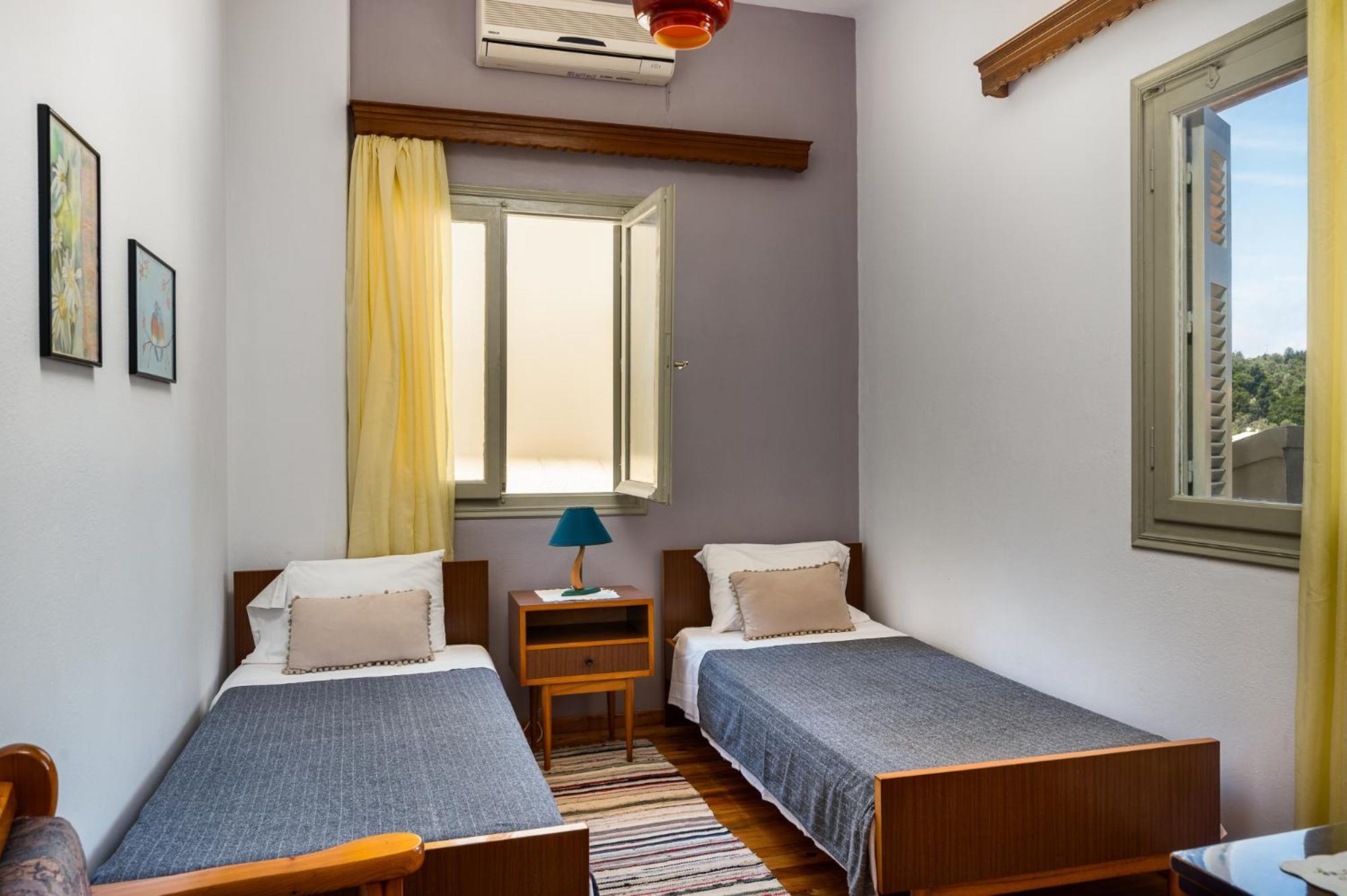 Agaloula Centrally Located Apartments, Lakka Экстерьер фото